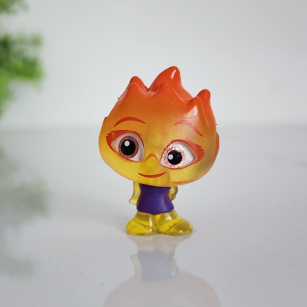 🔥 Disney Doorables Ember Lumen Fire Character Figurine 1.5” Mini Collectible